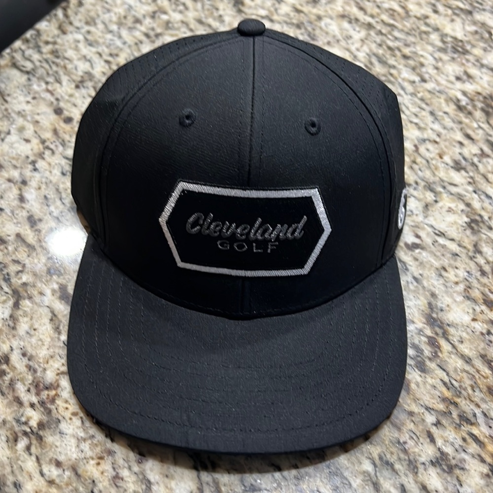 Cleveland Golf hat